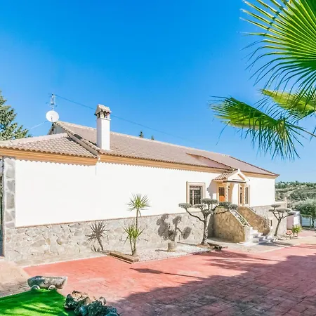 3 Bedroom Awesome In * Casariche