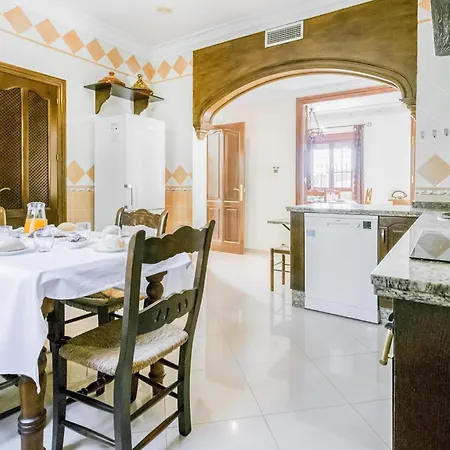 3 Bedroom Awesome In Holiday home Casariche